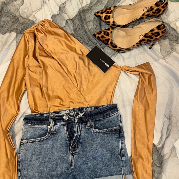 Fashion Nova Tan On The Edge Bodysuit - Picture 4 of 4